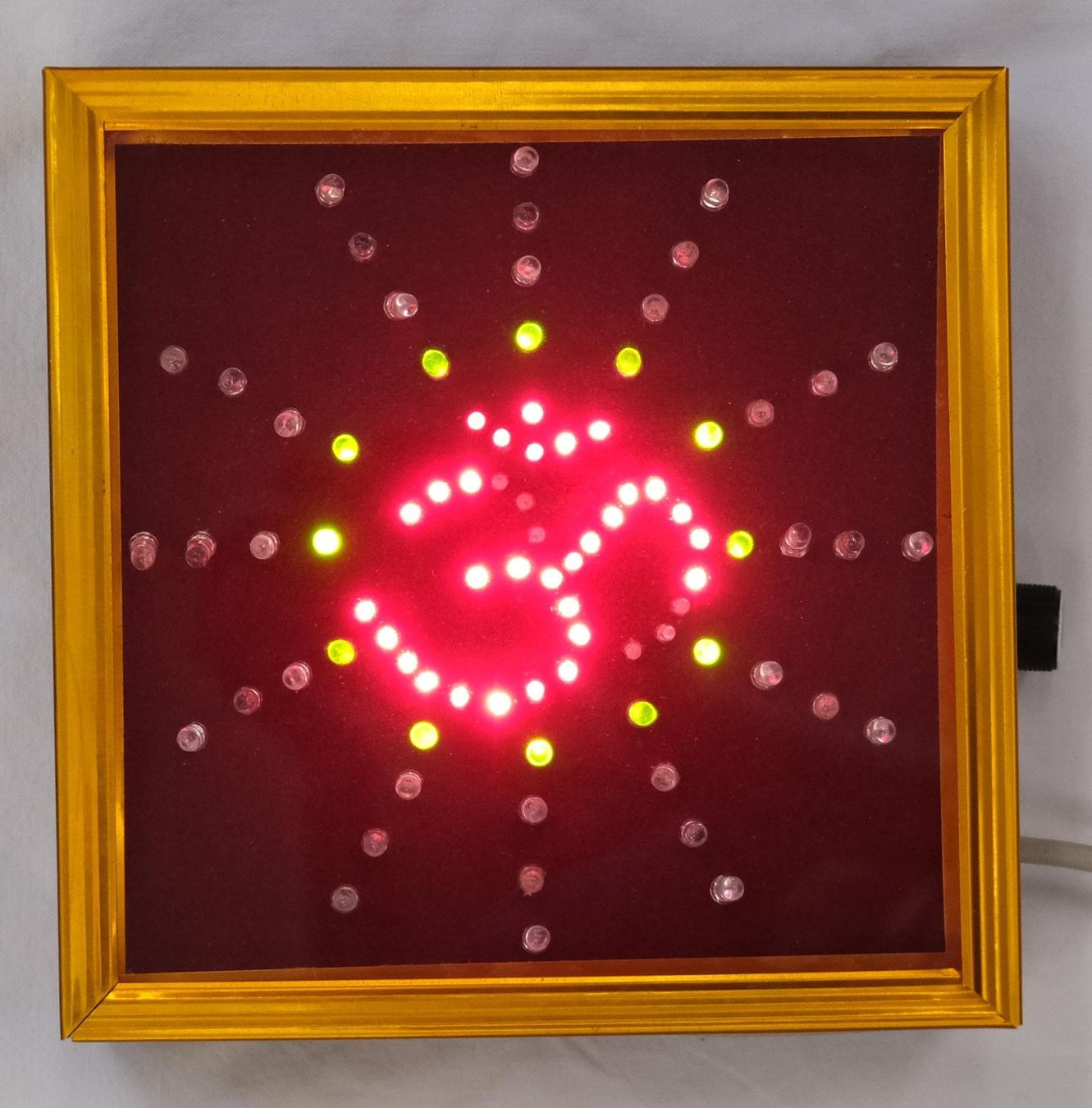 Tutte le decorazioni: Om Bild Holz-Box mit Lauflicht Indien – Usato da Zürich venduto da Melody2000 4