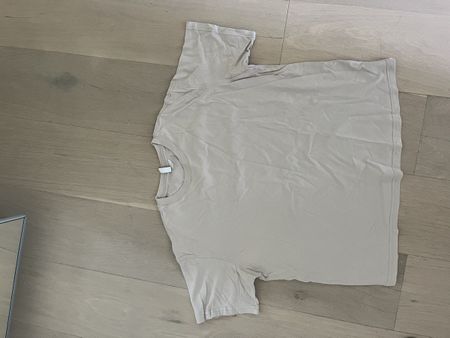 H&M Divided Basic T-Shirt, Sandfarbe, Grösse M, Top!