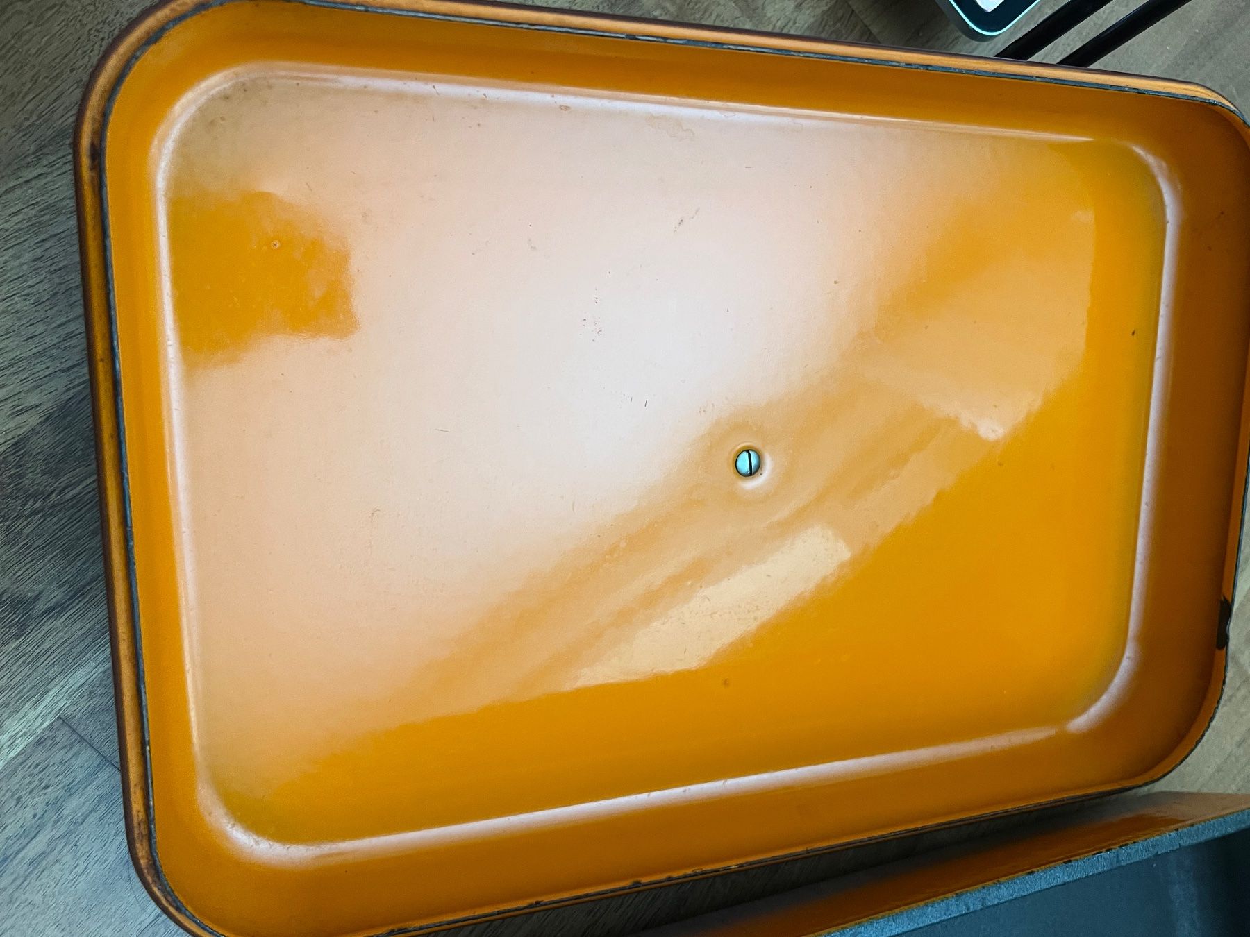 Teglie da forno: Orange Bräter mit Deckel Gusseisen Auflaufform – Usato da Jona venduto da Sariksa 3