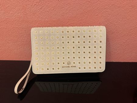 MICHAEL KORS Clutch beige Nieten mit Band guter Zustand