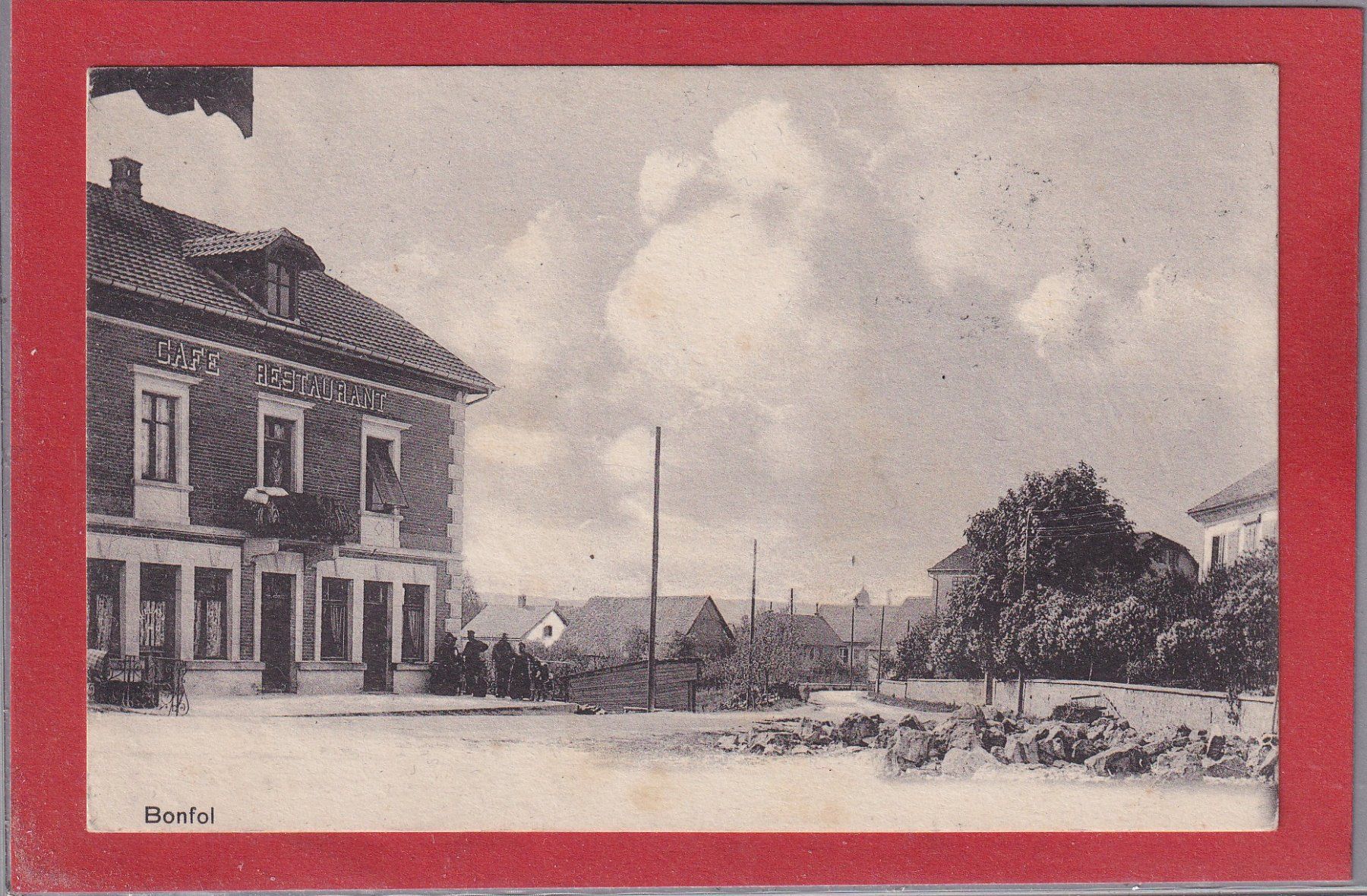 Cartoline postali: Bonfol - Restaurant / Café - 1911 – Usato da Orvin venduto da Pyaeschli
