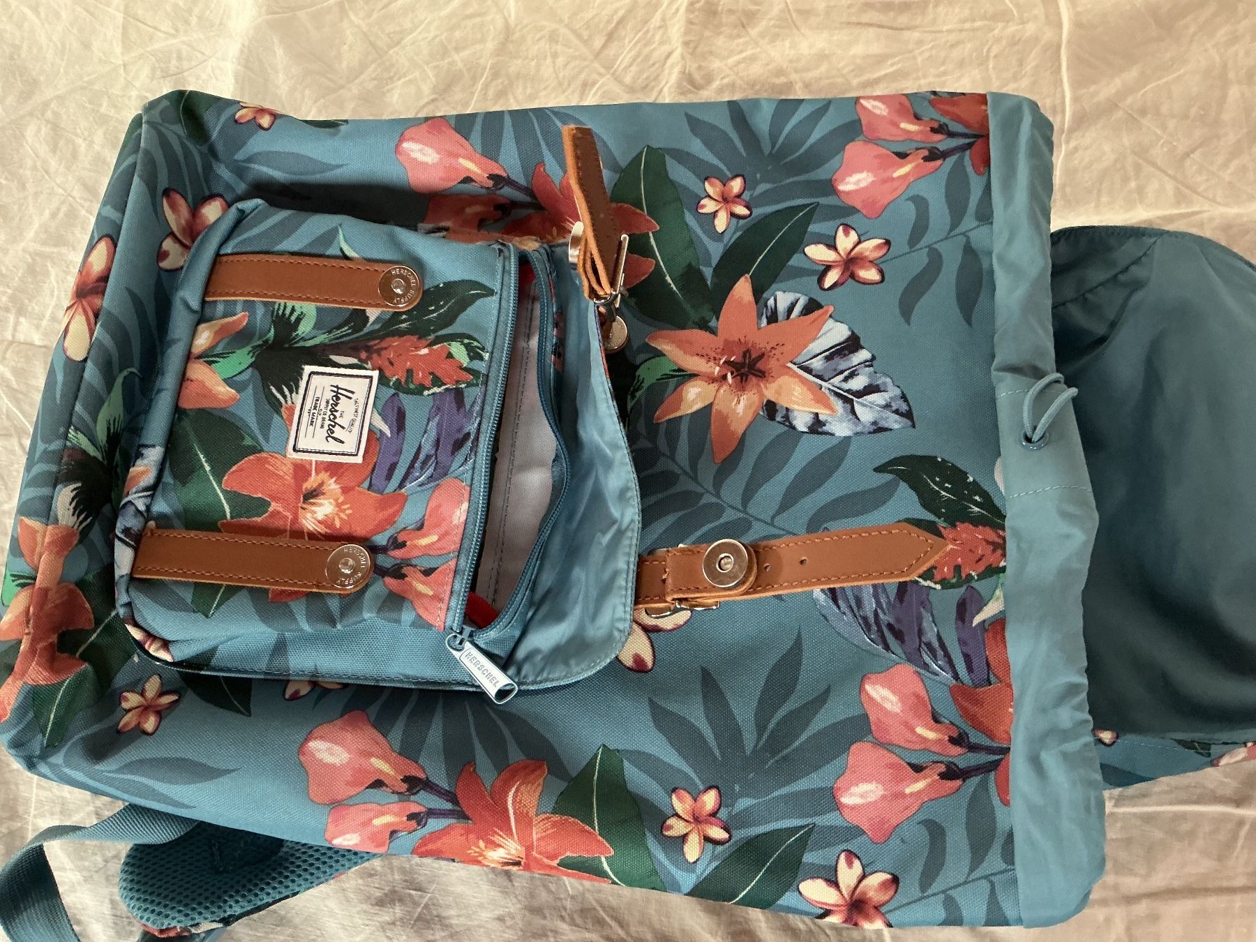 Zaini: Rucksack Herschel NEU – Nuovo (secondo la descrizione) da Frenkendorf venduto da Schauenburgy 3