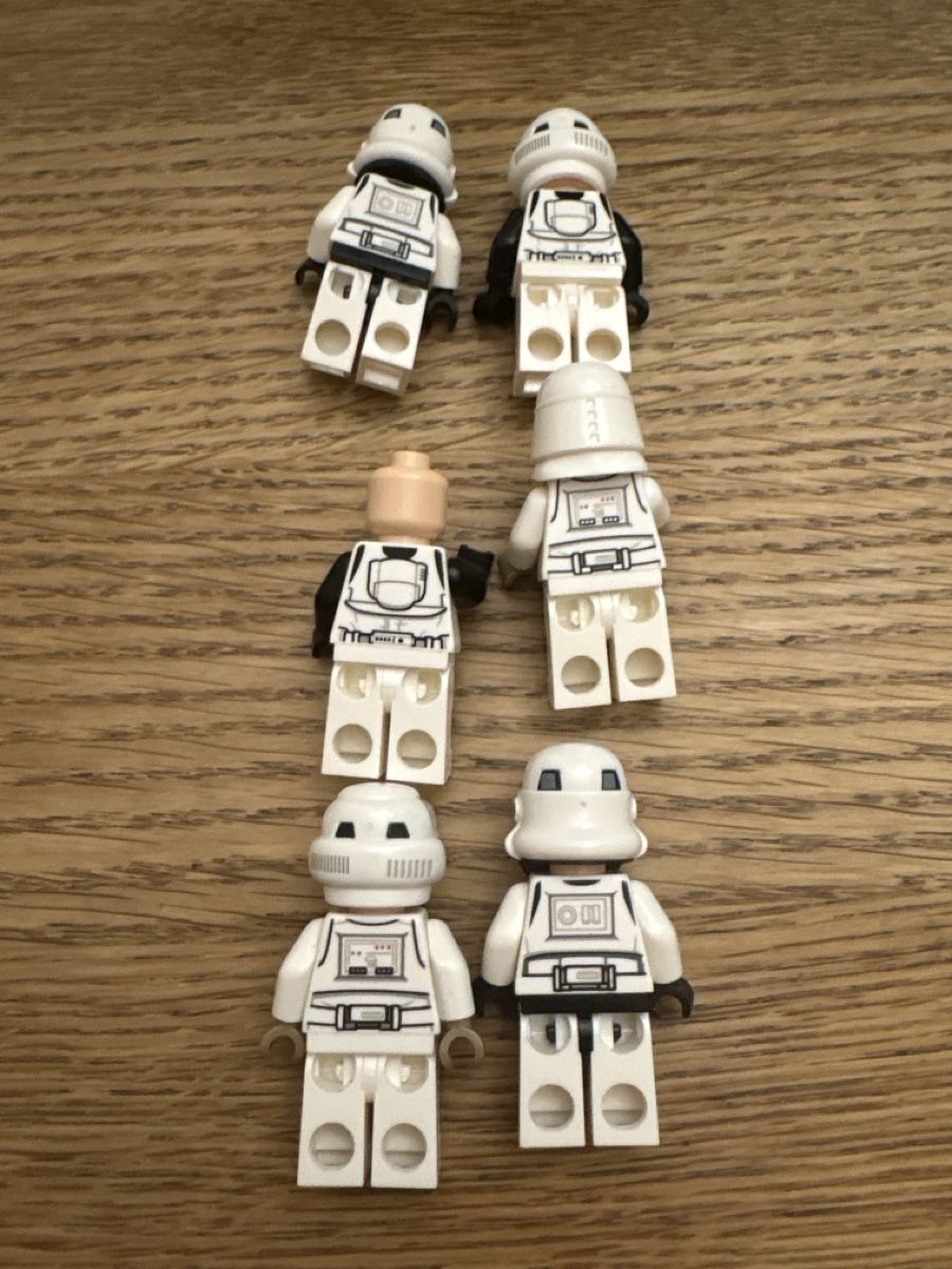 Lego Jouets: Stormtrooper lot – D'occasion à Wohlen b. Bern par Empress 1