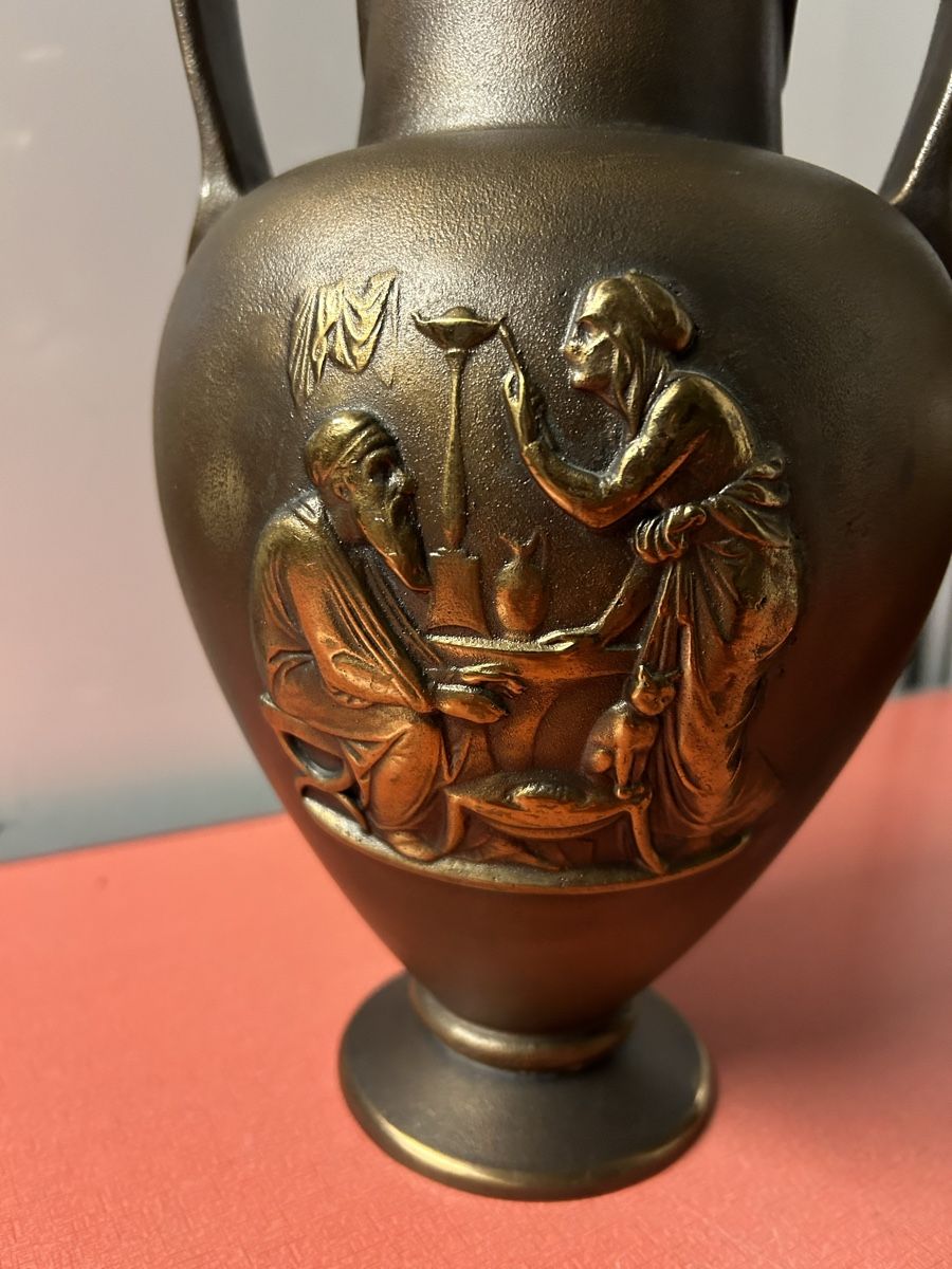 Vasi & Recipienti: 2 Amphoren Vasen JRG Bronze H 33cm.Durchmesser ca.16 cm. – Usato da Lanzenhäusern venduto da vic63 2