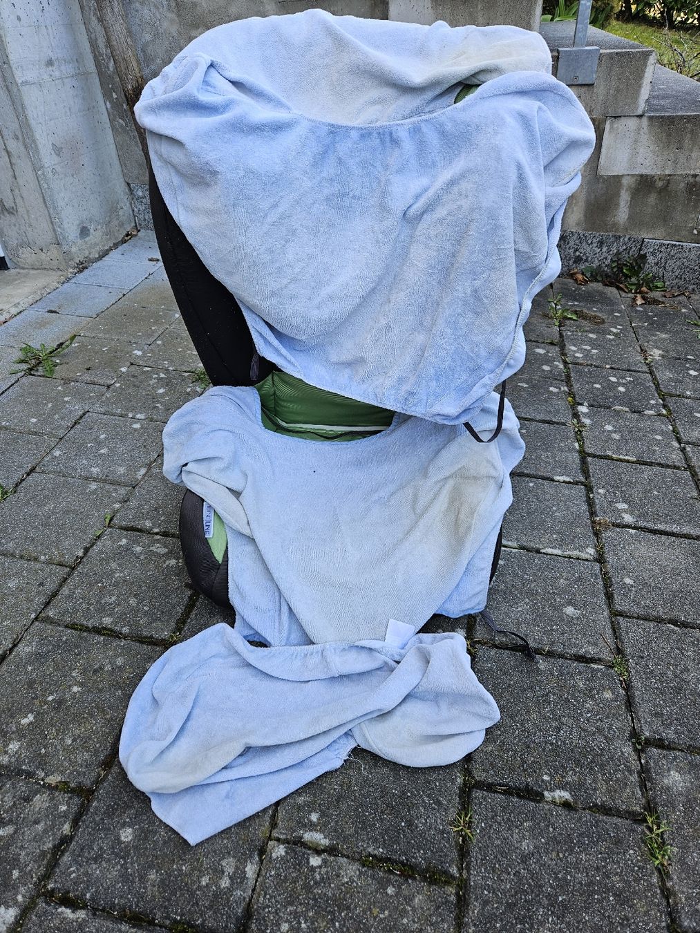 Britax Römer Auto-Kindersitze: Römer Kindersitz, guter Zustand! – Gebraucht aus Uzwil von Robi007 4