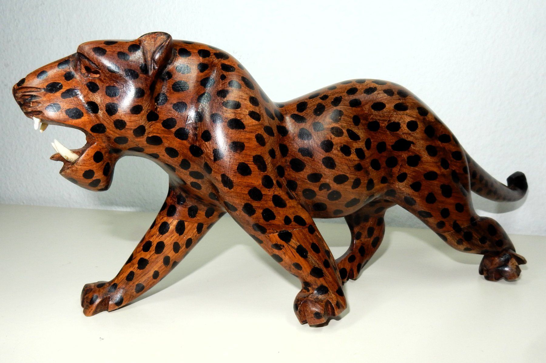 Statuette: **WUNDERSCHÖNE HOLZFIGUR LEOPARD, Deko-Objekt, Rarität!** – Usato da zürich venduto da Heidiho1 9
