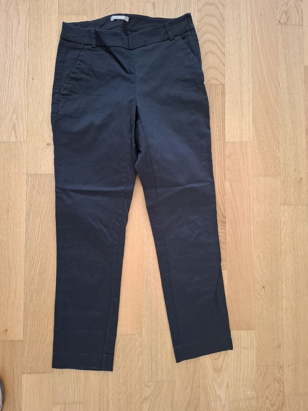 Hosen: Schicke, schwarze Hose, Gr. 34 – Gebraucht aus Rotkreuz von PrelovedPicks