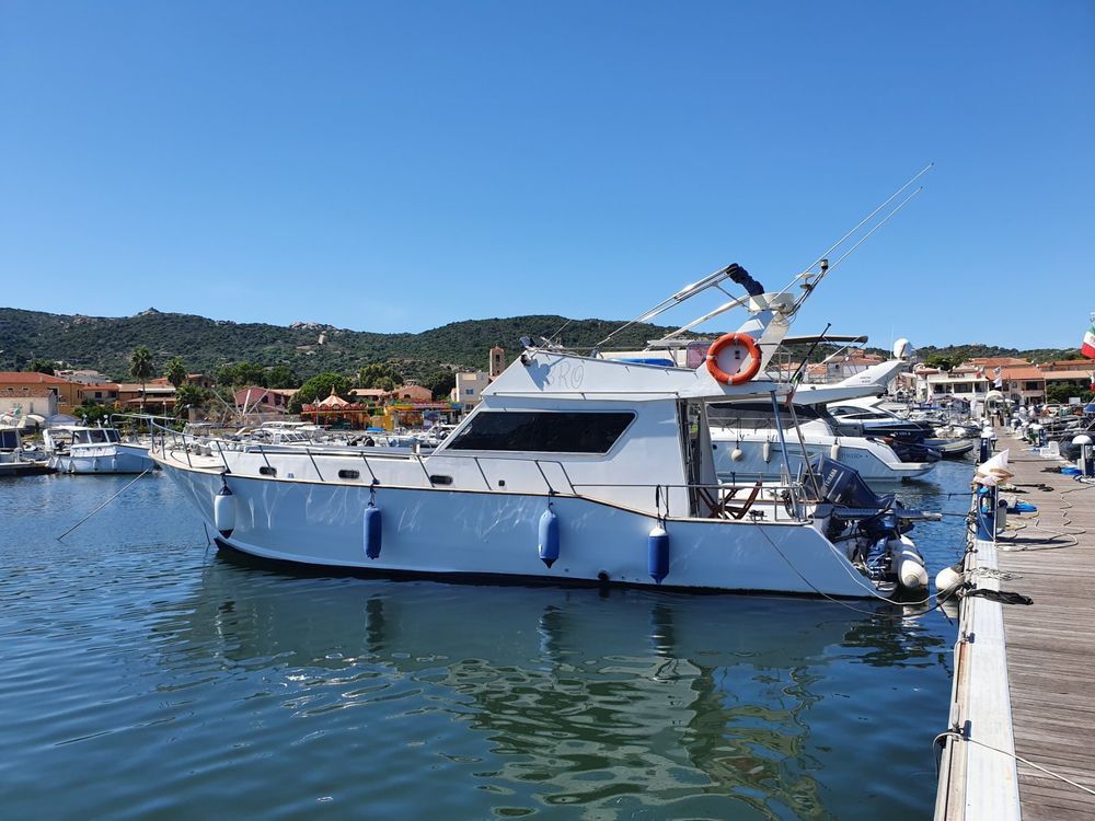 Motorboot mit 2 Dieselmotoren in Sardinien | Acheter sur Ricardo