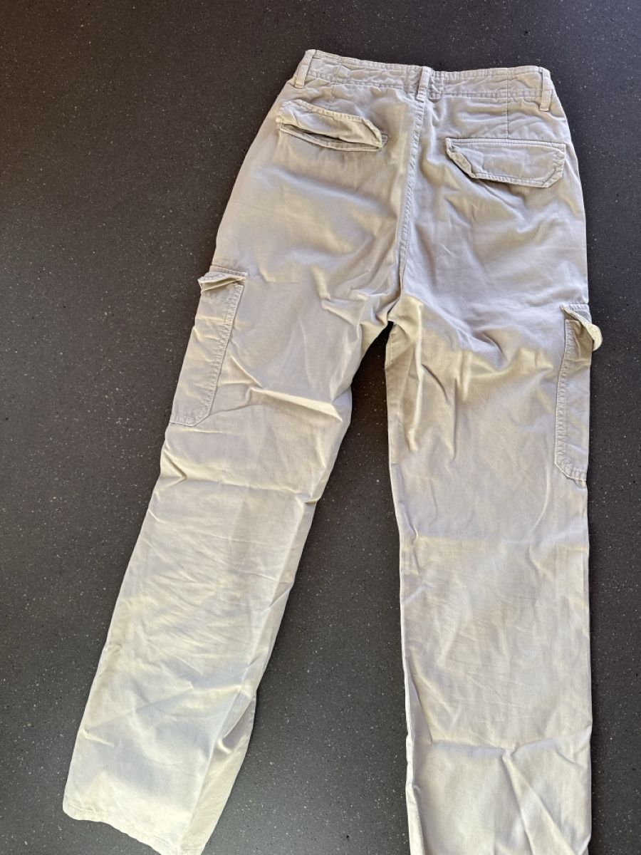 Zara Jeans: Baige Jeans – Usato da Lurtigen venduto da sal_79fm 1