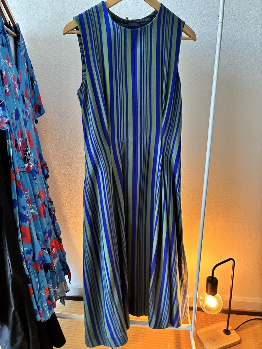 Cos Vestiti: Cos dress 36 – Usato da Lausanne venduto da Sarawg