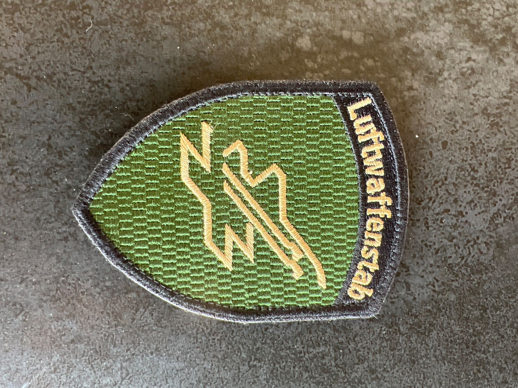 Schweizer Armee Plaketten & Abzeichen: Patch Luftwaffe Stab neu – Gebraucht aus Thun von IBT1