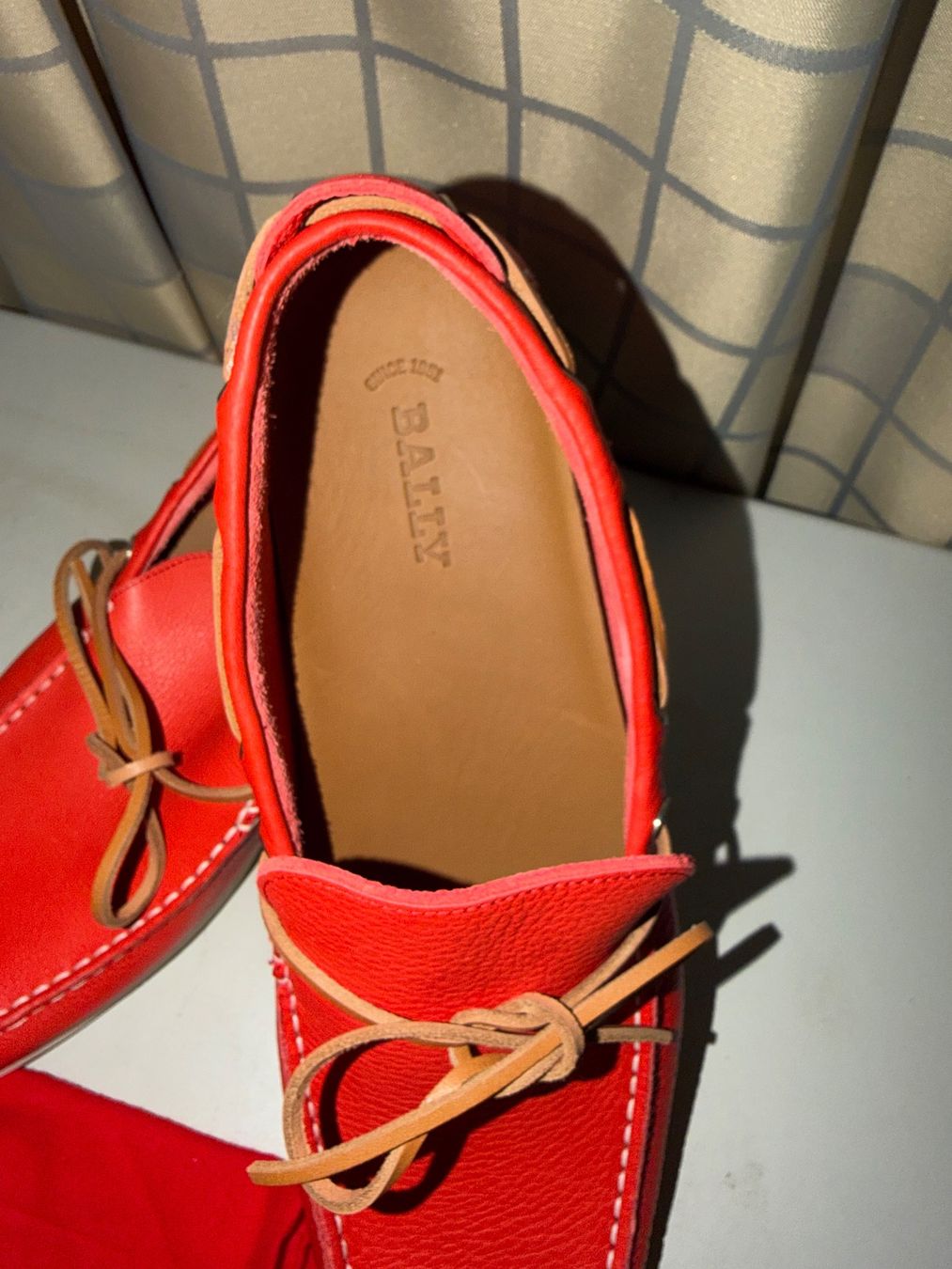 Bally Scarpe da uomo: Leder Mokassins BALLY 44 neu – Nuovo (secondo la descrizione) da Dornach venduto da samuti 1