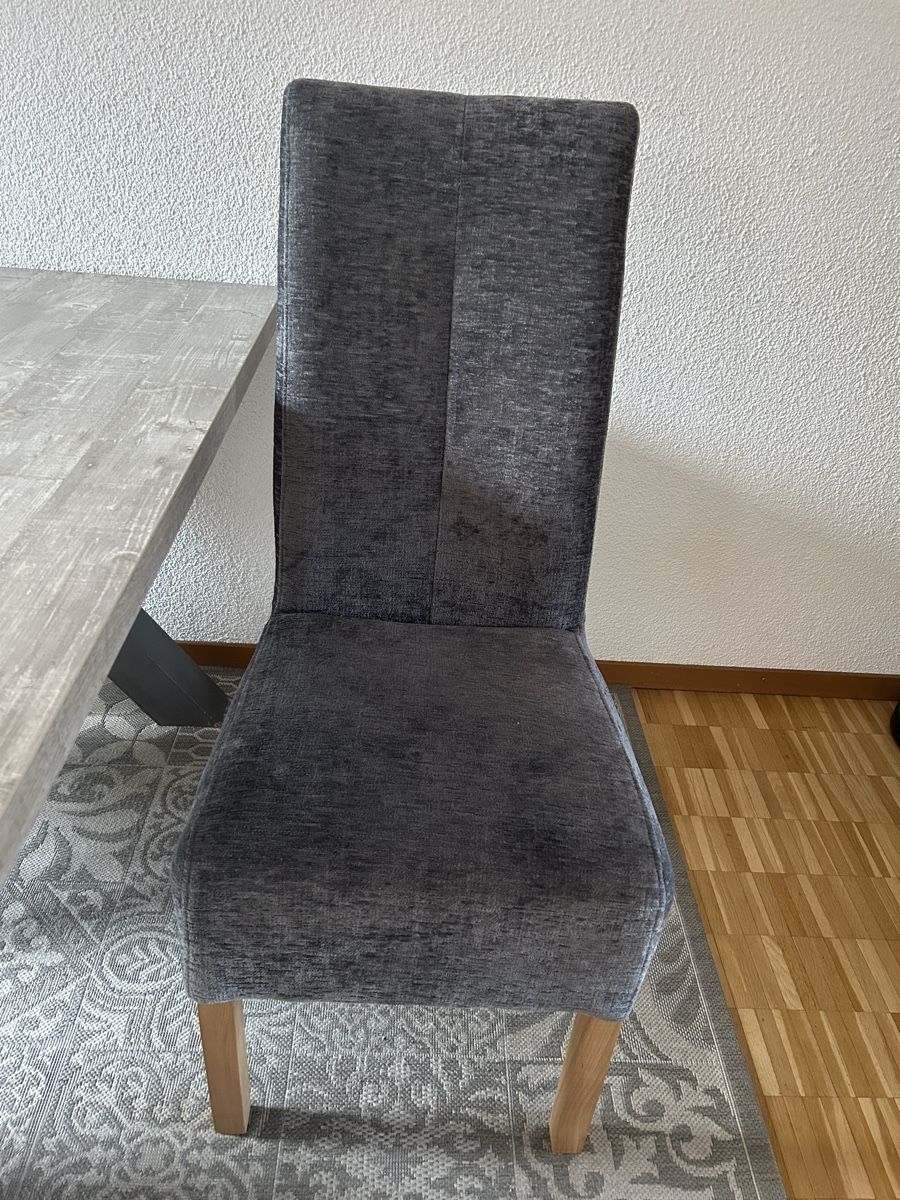 Mömax Stühle: 3 Stühle, Grau, Top Zustand von Mömax – Gebraucht aus Brüttisellen von mogador9 1
