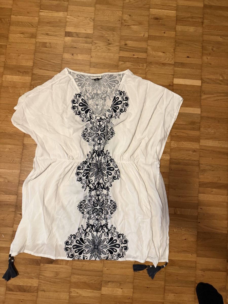 Tuniche: Bonprix Kaftan white/black size 36/38 new – Nuovo (secondo la descrizione) da Zuerich venduto da mjaudm