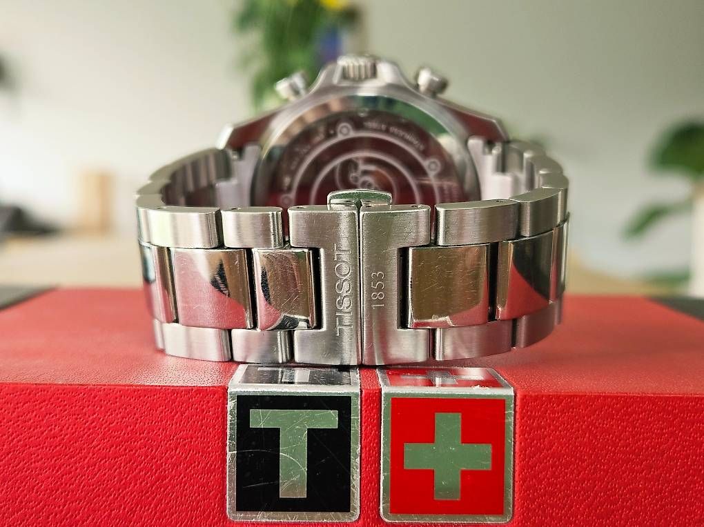 Tissot Montres: Tissot V8 Chronograph / Full Set – D'occasion à Schliern b. Köniz par sciurrrus 1