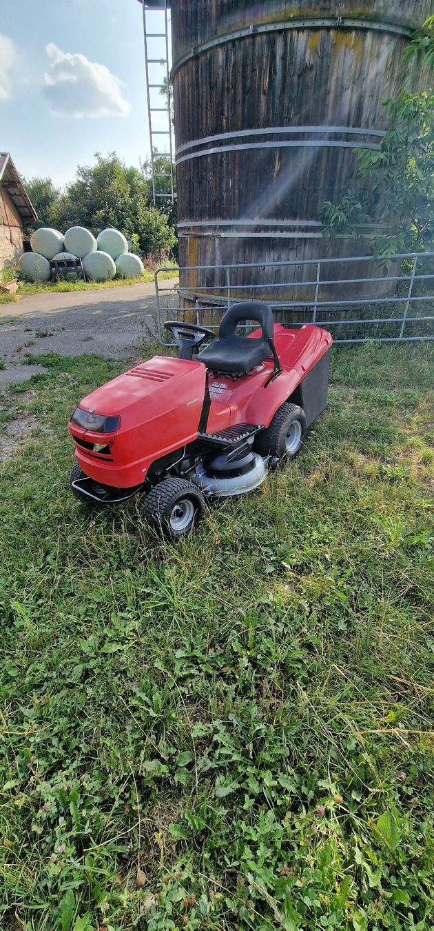 Honda Tondeuses à gazon: Aufsitzmäher Honda HF2216 Rasentraktor – D'occasion à Tagelswangen par Axel_36 1