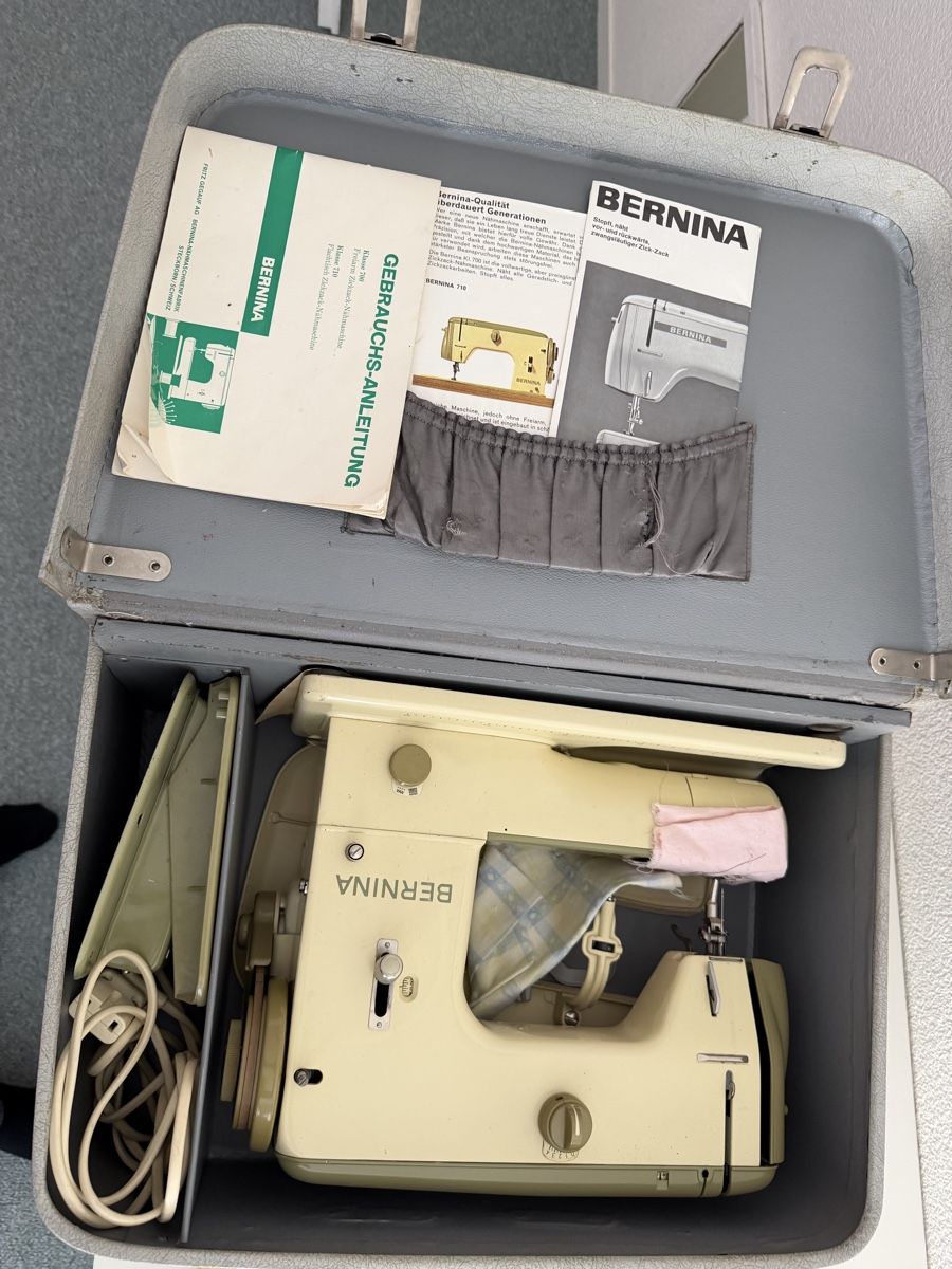 Bernina Nähmaschinen: Bernina 700 – Gebraucht aus Steffisburg von Felina1 1