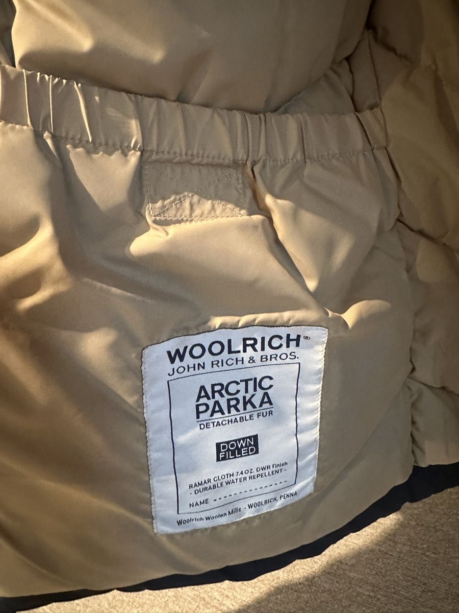 Woolrich Cappotti: Woolrich Parka Blau – Usato da Pfäffikon SZ venduto da Maesech 4