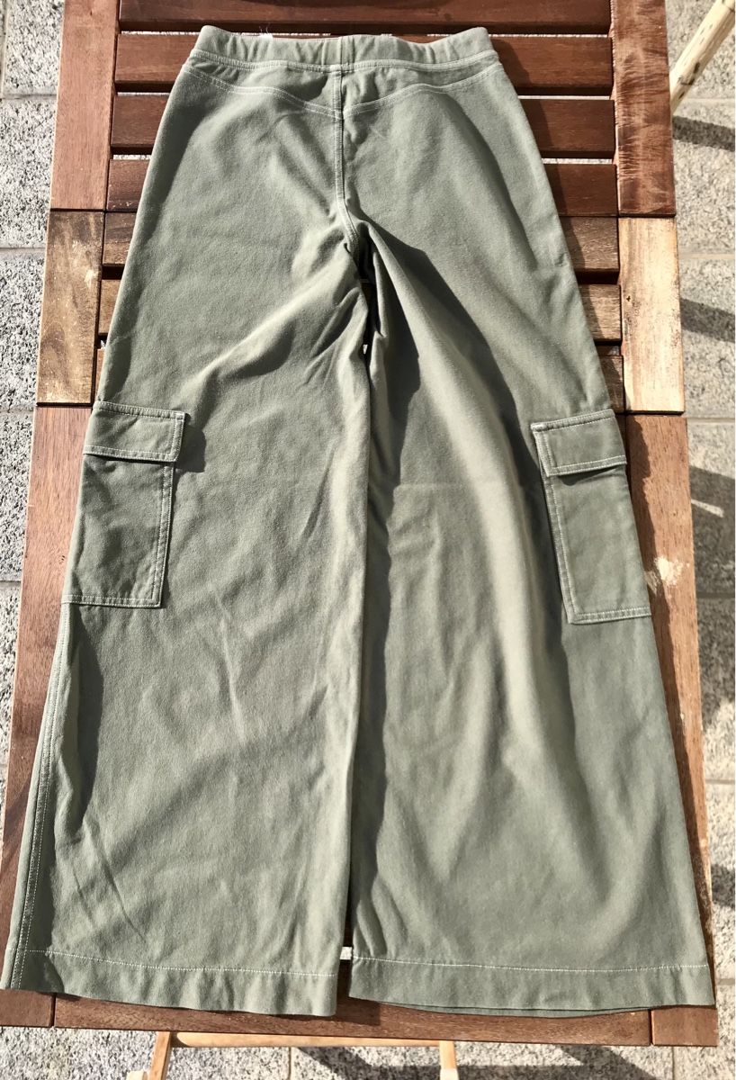 Pantaloni: Pantalon kaki H&M, taille 158 – Usato da Neuchâtel venduto da Virg30 2