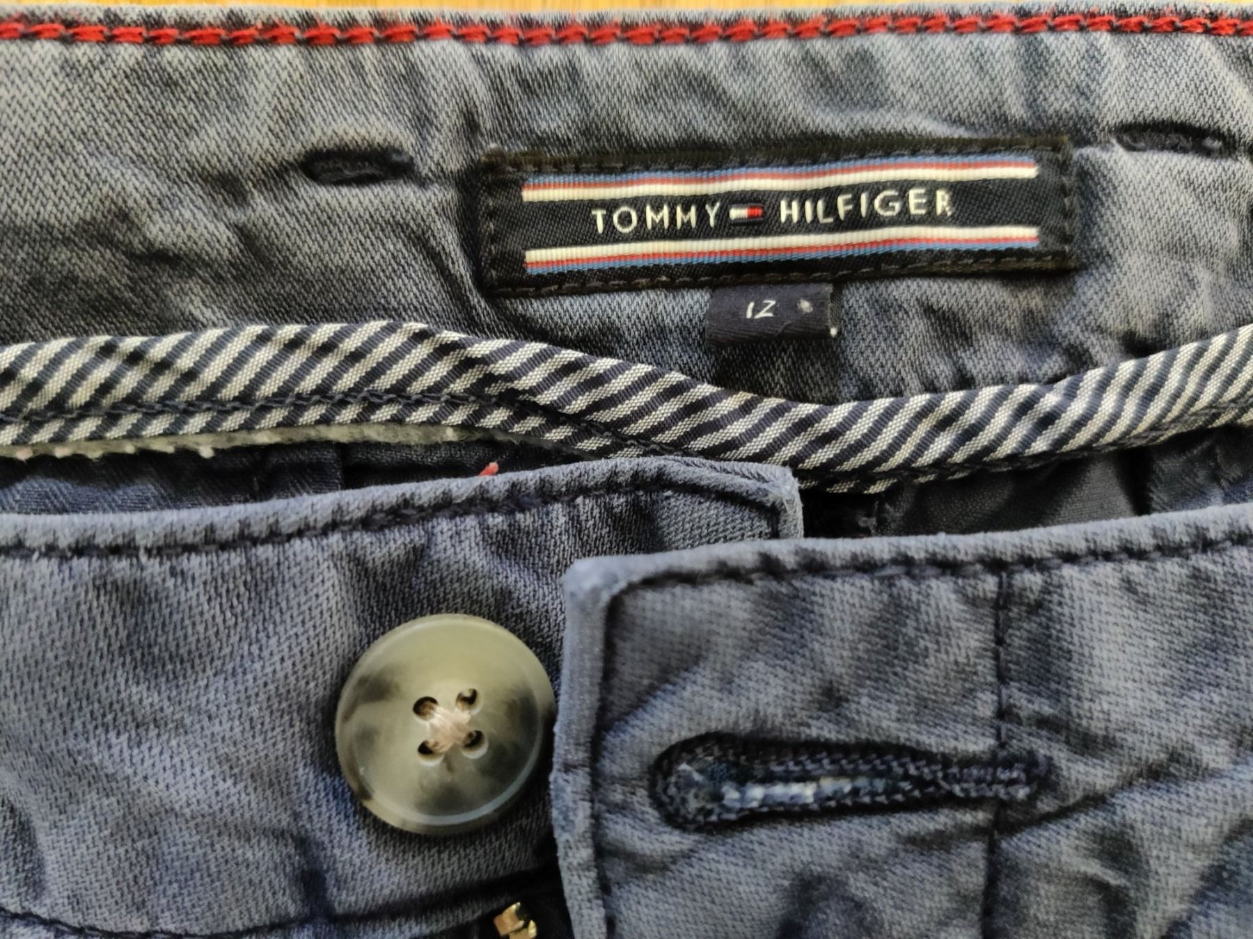 Tommy Hilfiger Pantaloni: Hose – Usato da Basel venduto da vel_w2tr 2