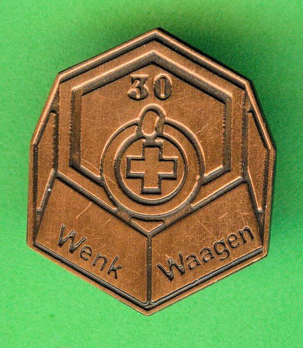 Plaketten & Abzeichen: Wenk Waagen – Gebraucht aus Winterthur von Sammleroase