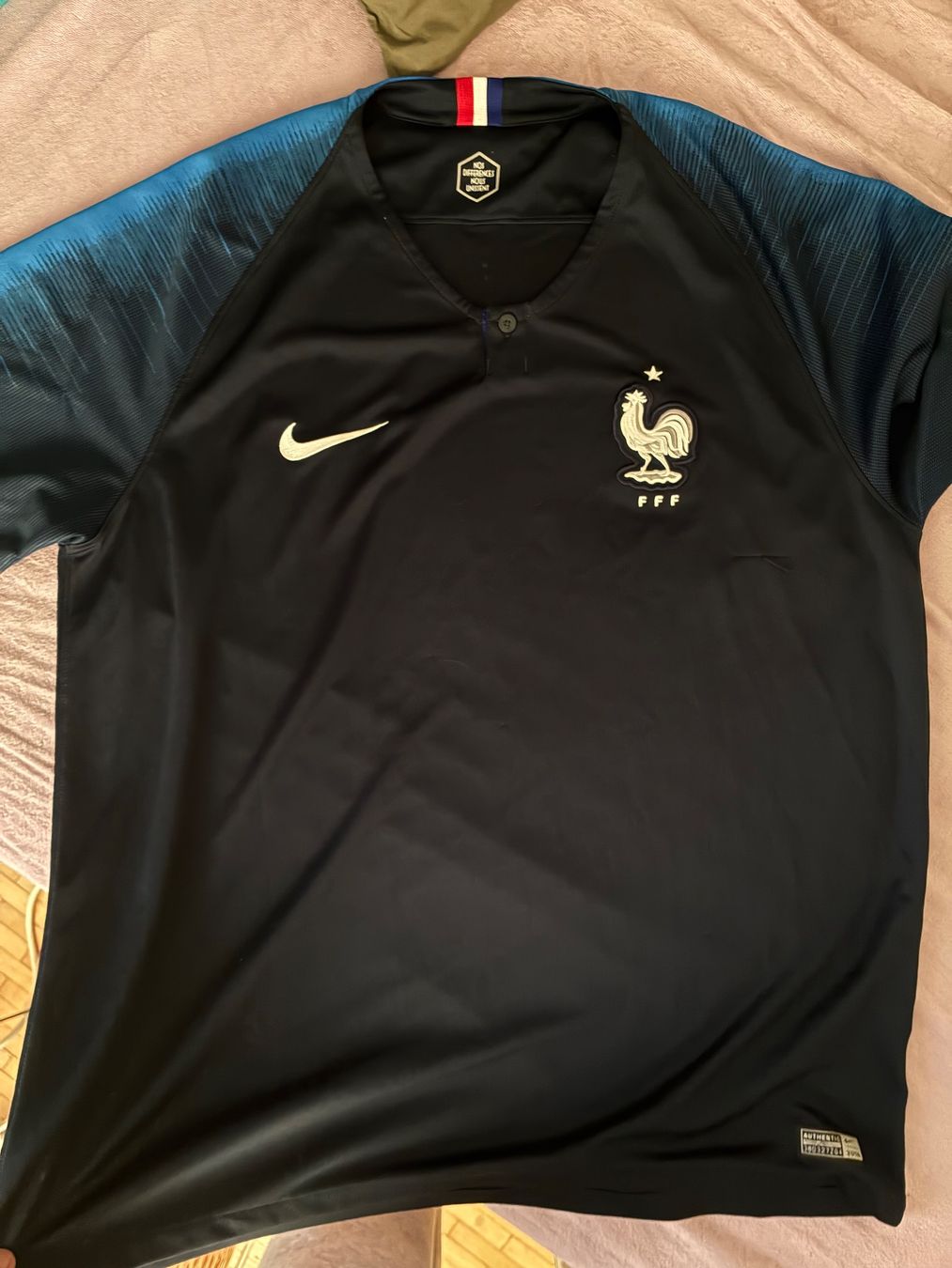 Canottiere & Pantaloni: Maillot Equipe de France 2018 – Usato da Carouge GE venduto da har_mc95 2