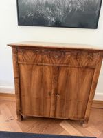Antikes Nussbaum Anrichte Sideboard Holzschrank gebraucht