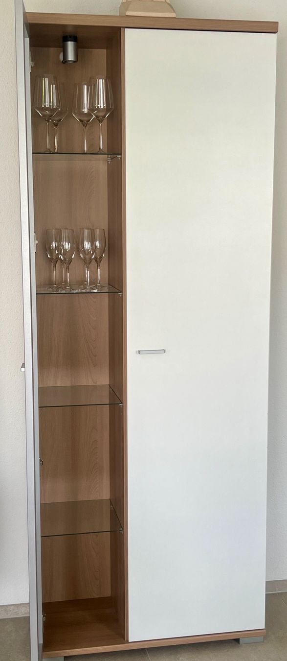 Vetrine: Wohnzimmerschrank (Geschirrschrank) mit Glasvitrine – Usato da Rothrist venduto da Digibobi 1