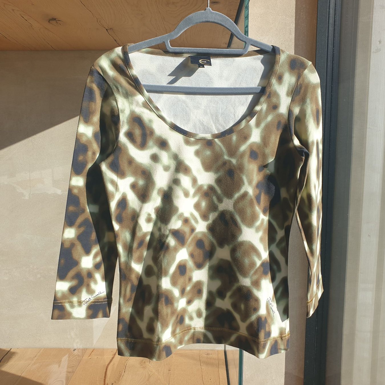 Roberto Cavalli Top: 🐸 ROBERTO CAVALLI PULLOVER / LANGARM TOP M – Nuovo (secondo la descrizione) da Môtier (Vully) venduto da Frogs