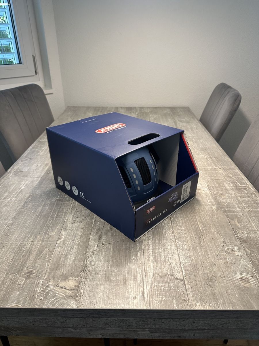 Abus Casques: Velohelm Abus Urban Hyban 2.0 LED – Neuf avec emballage d'origine à Kreuzlingen par ric_f9jn 2