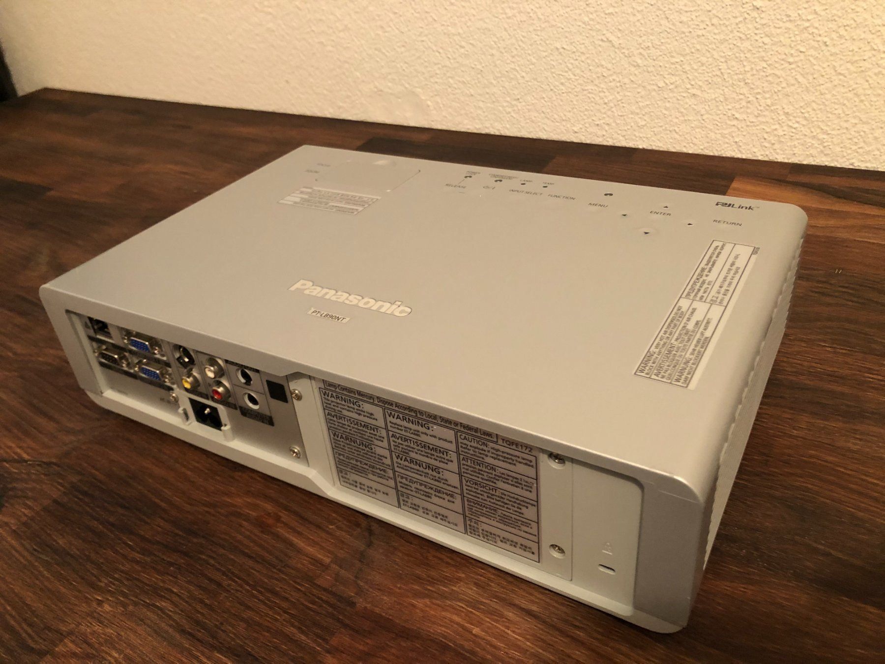 Panasonic Videoprojektoren: Beamer Panasonic in top Zustand! – Gebraucht aus Mellingen von Browser67 3