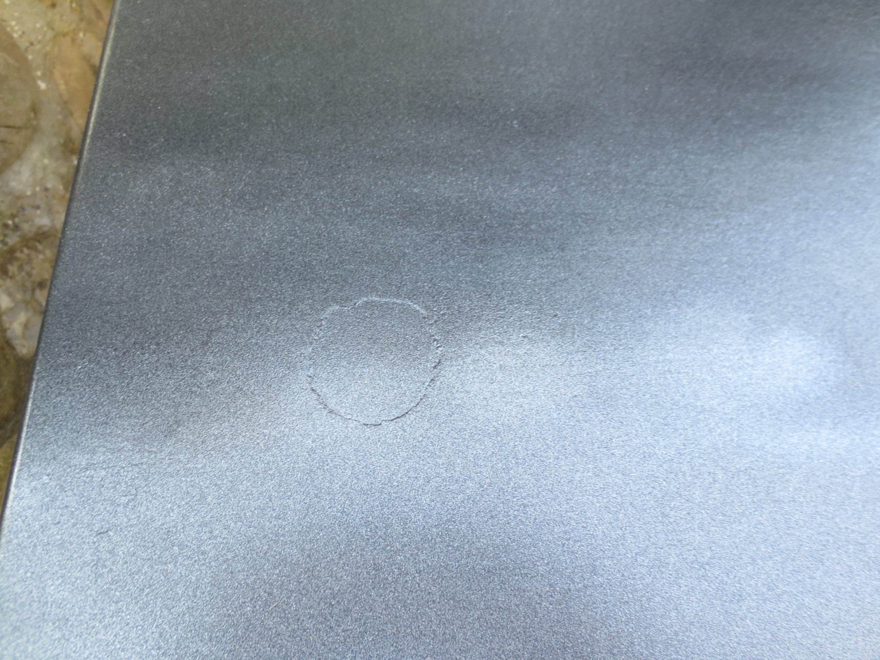 Tavoli: alter Metalltisch, klappbar – Usato da Horgen venduto da hkek01 2