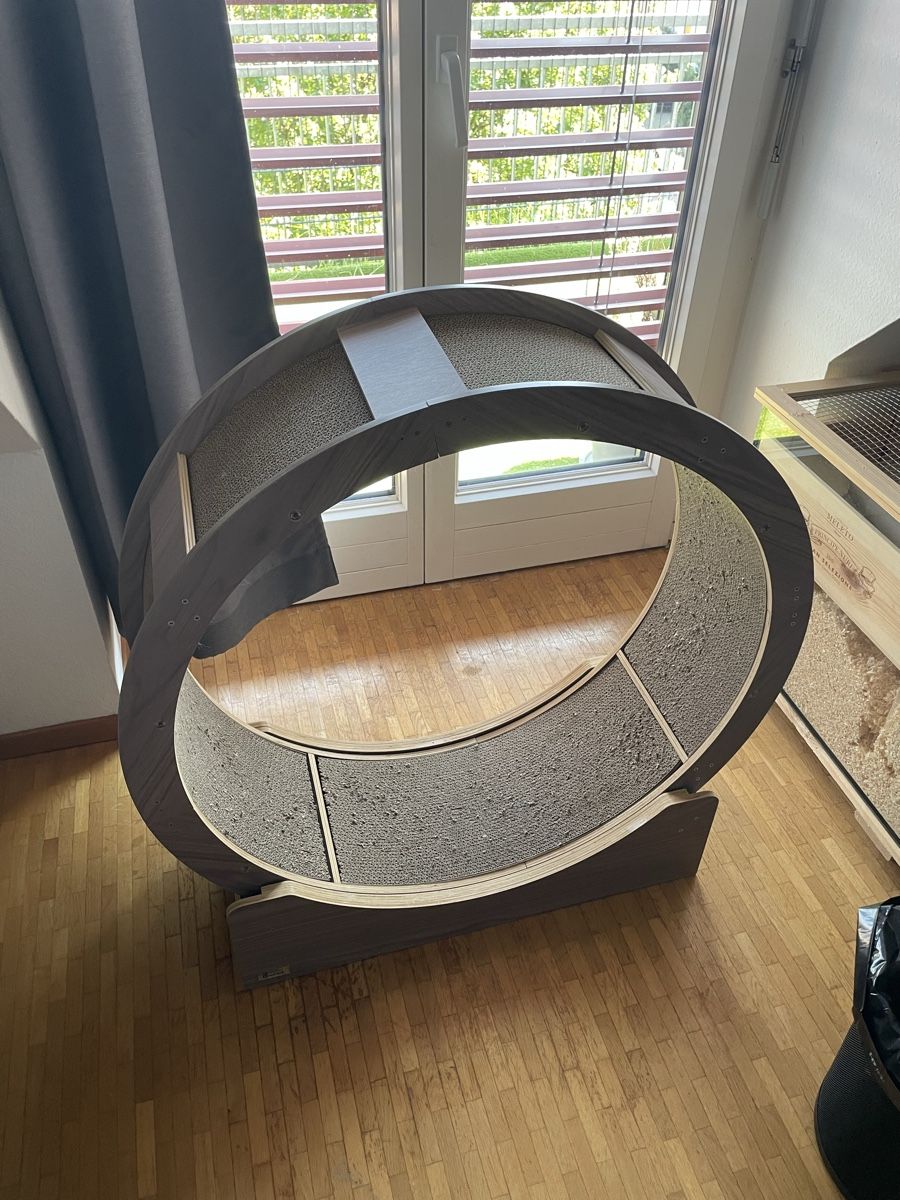 Katzenbaum - Kratzbaum: Katzenrad Sisal Holz  – Gebraucht aus Bülach von dar_5xys