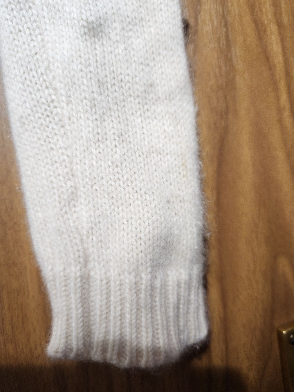Maglioni & Felpe: Pull Cachemire Damour blanc col V taille XL – Usato da Niedergösgen venduto da Eva2410 6