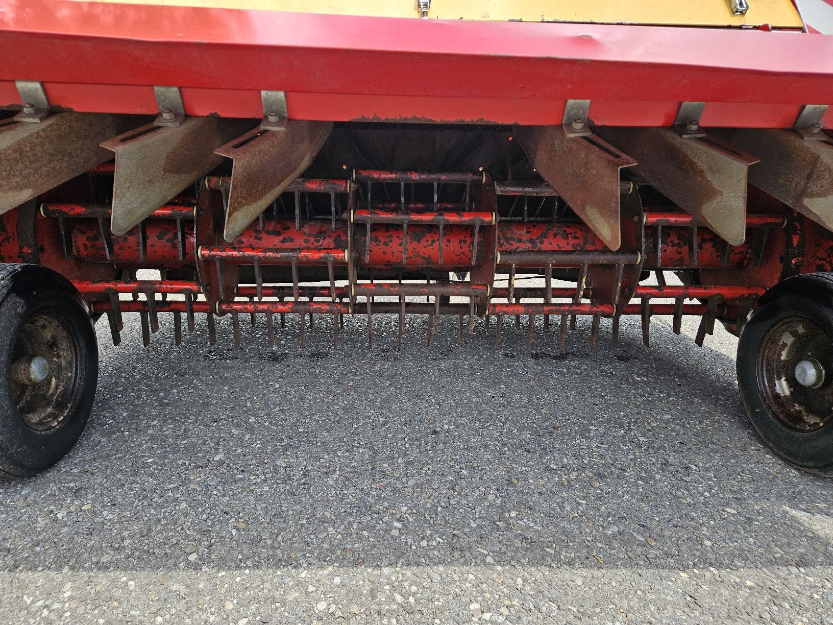 Tutte le macchine: Aufbereiter Kurmann 618 Twin – Usato da Alterswil FR venduto da Farmer1992. 5