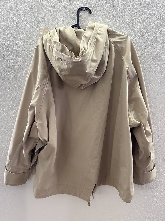 Giacche: ZARA Beige Jacke – Usato da Gais venduto da Koumichel16 2
