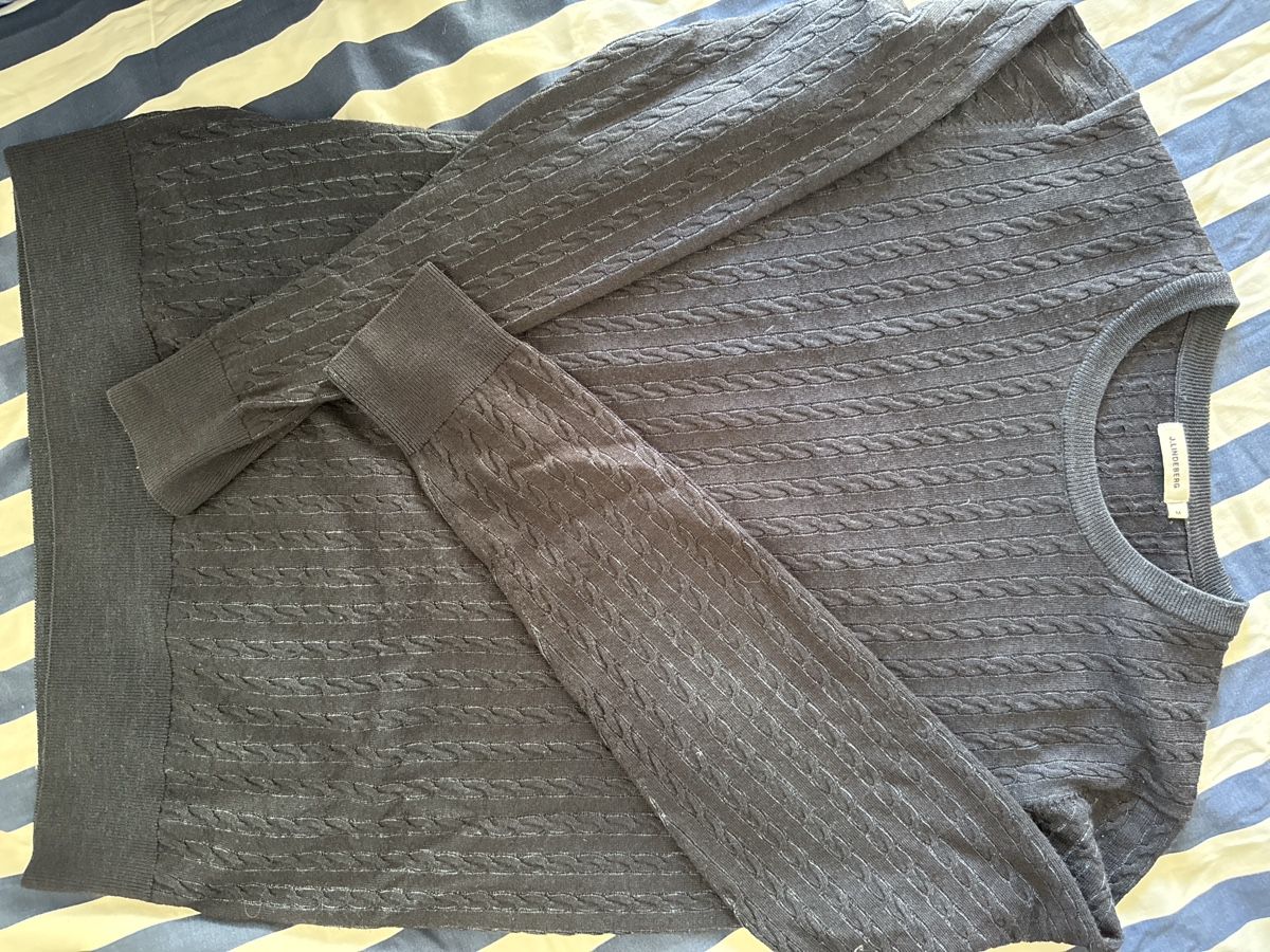 Lindeberg Pullover & Sweatshirts: J.Lindeberg Pullover Merino Wolle Grösse M – Gebraucht aus Bern von nikwy
