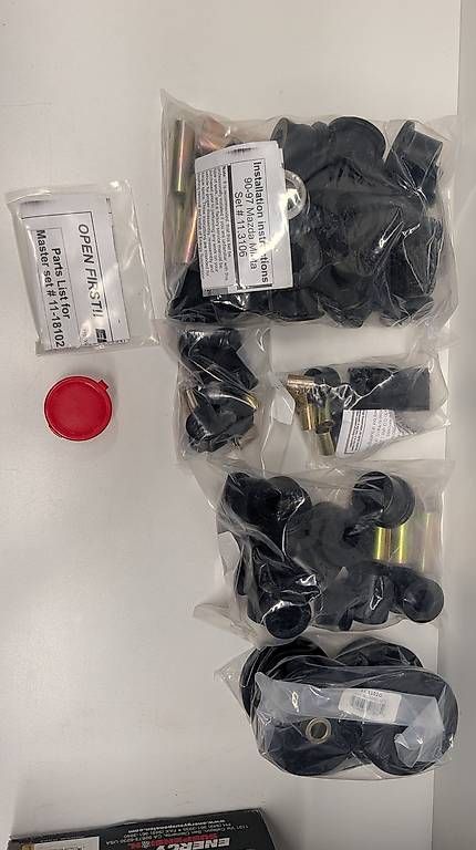 Alle Autoersatzteile: Buchsensatz komplett VA+HA+Diff Hyper-Flex MX-5 NA NB NBFL – Gebraucht aus Menznau von Zwie 2