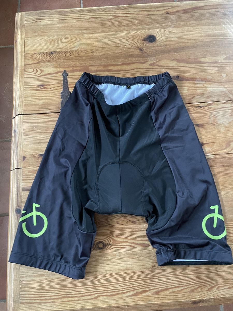 Leibchen & Hosen: Velo Trikot mit Velo Hose – Gebraucht aus biberist von Superpipp0 6