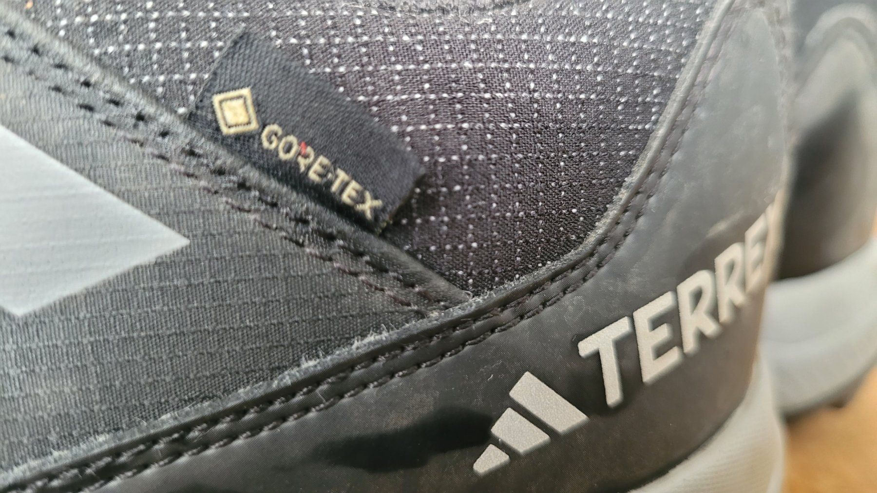 Adidas Schuhe für Jungen: Trekkinkschuhe – Gebraucht aus Oberbüren von ras_7lf2 2