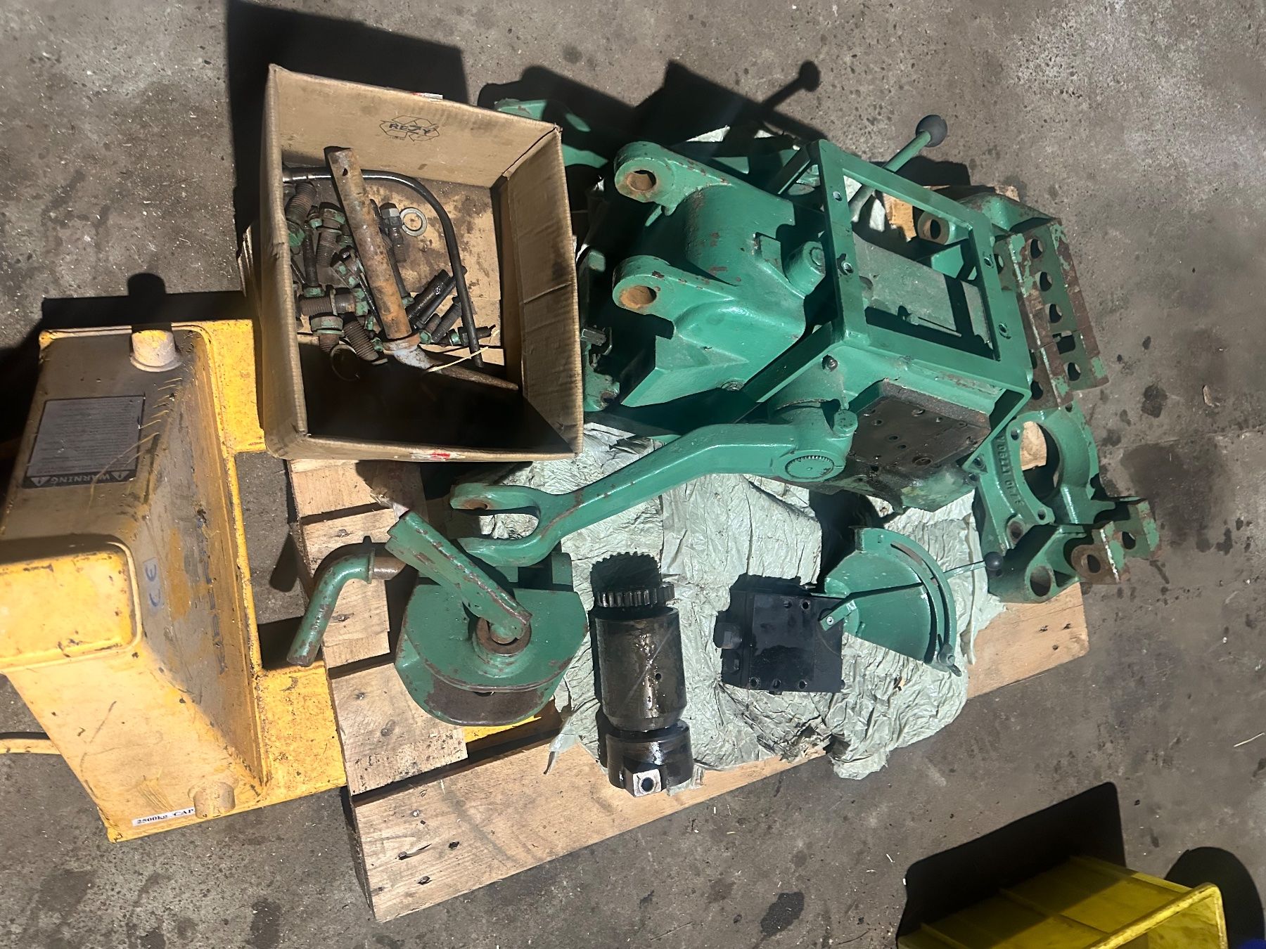 Bührer Trattori: Bührer ms12 Mfd Hydraulik Satz – Usato da sünikon venduto da Johny7777 2