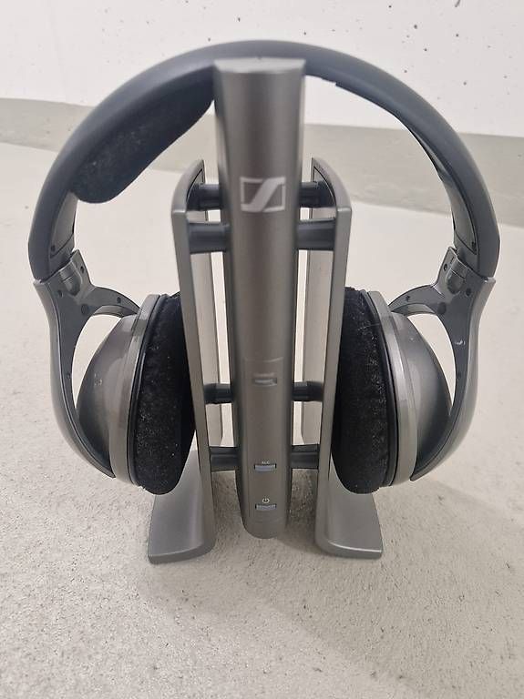 Kopfhörer: Sennheiser Hdr 180 Kopfhörer – Gebraucht aus Feuerthalen von olg_hgs9 3