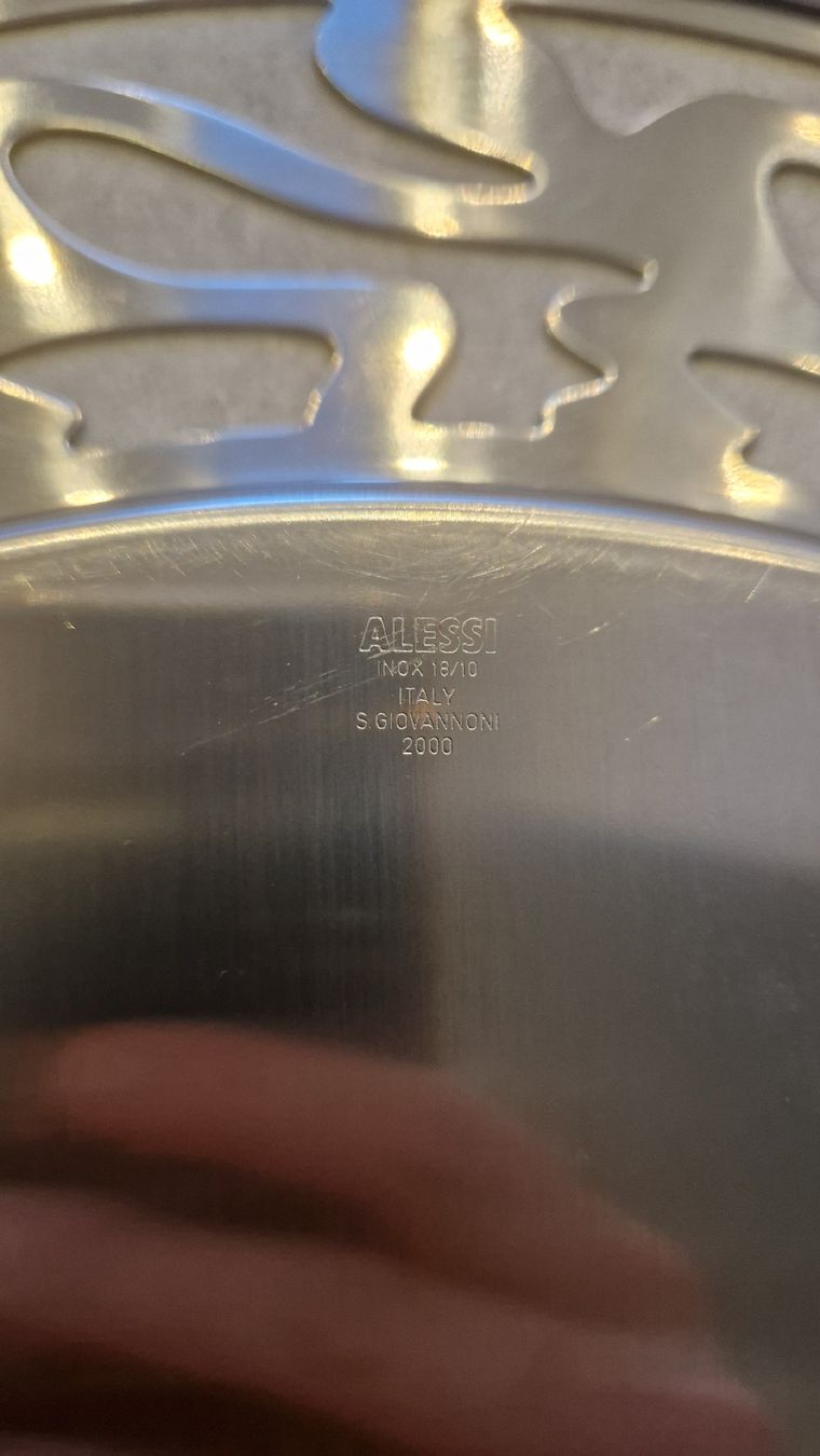 Alessi Teller: Alessi Ethno rund – Neu (gemäss Beschreibung) aus Gachnang von Nicolef. 1