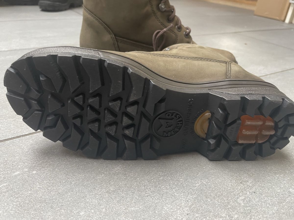 Mephisto Scarpe da donna: Wanderschuhe von Mephisto mit Gore-Tex in Gr. 37 – Usato da Iseltwald venduto da Waldisch 1