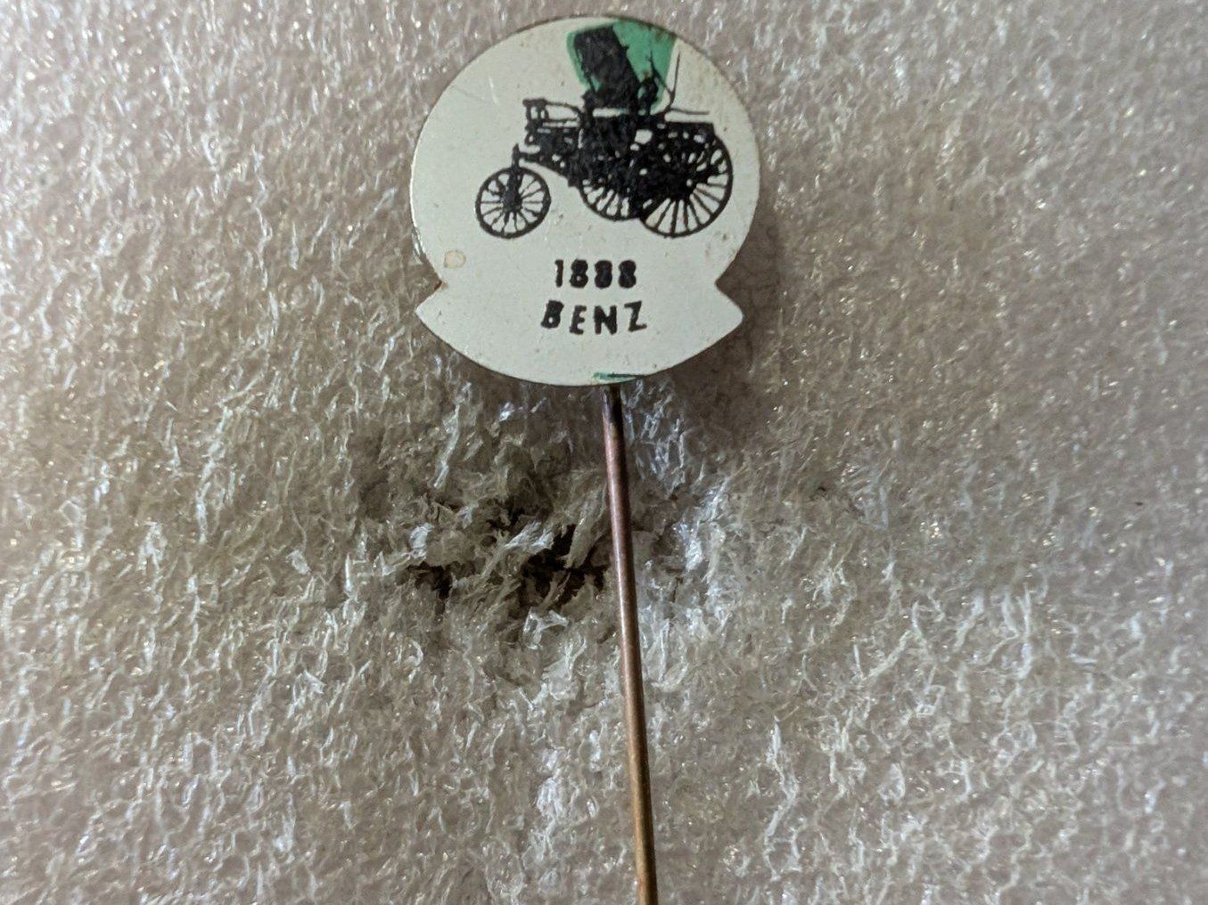 Placchette & Badge: Anstecknadel 39: Auto Benz – Usato da Oppligen venduto da Pin-Fall-Shop