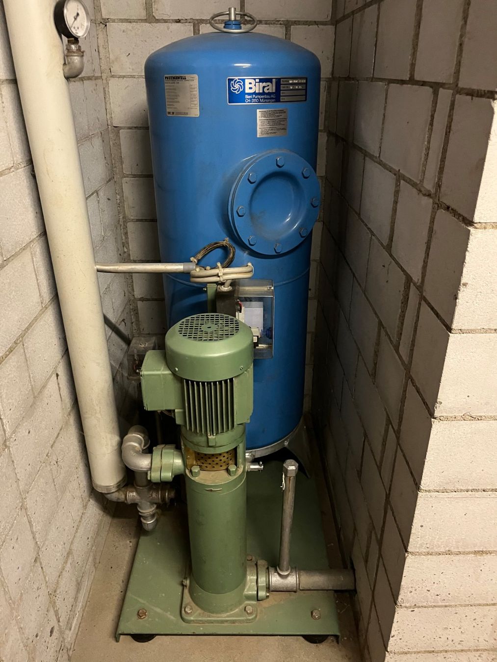 Biral Pumpen & Teile: Druckerhöhungsstation Biral – Gebraucht aus Sempach Station von phi_s9c9