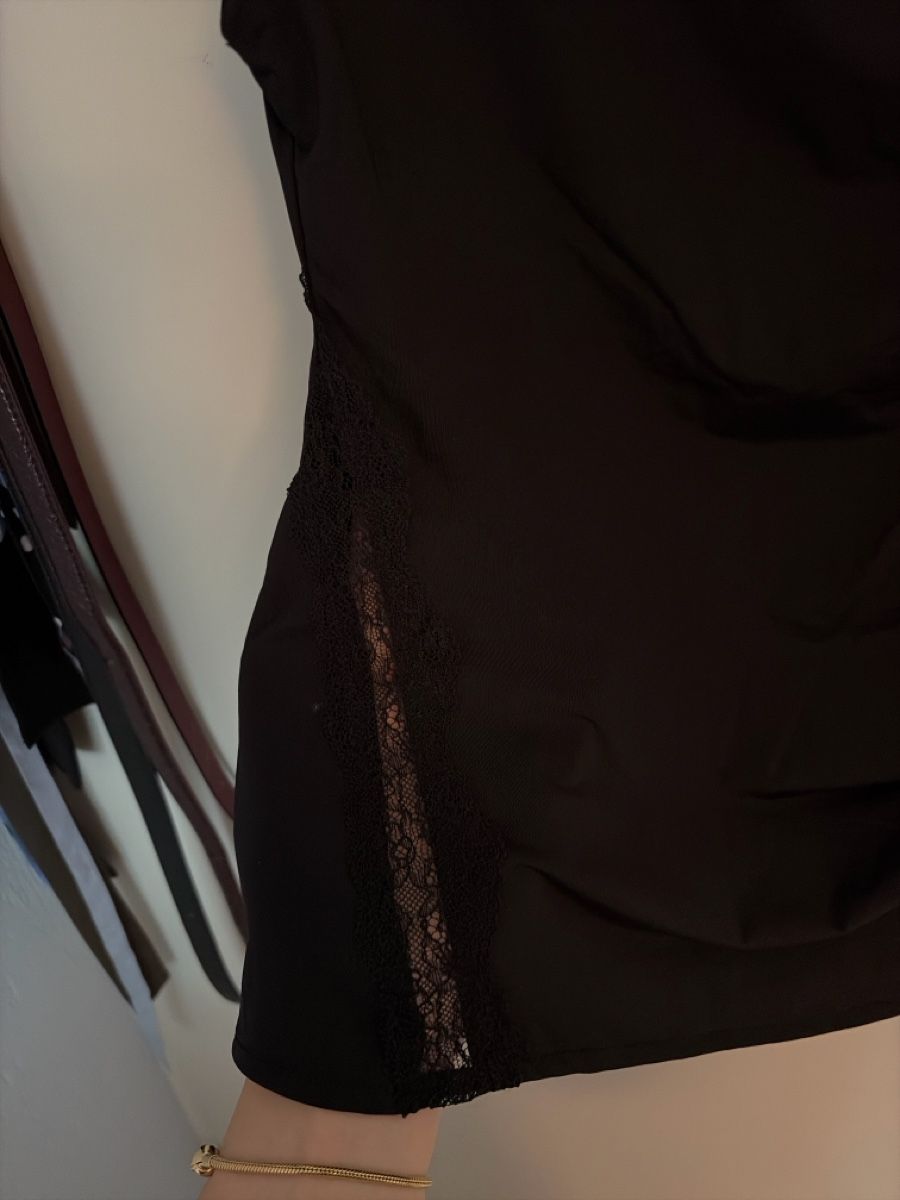 Zara Tops: Oberteil von Zara – Neuf (Voir description) à Olten par edona_muslija 1