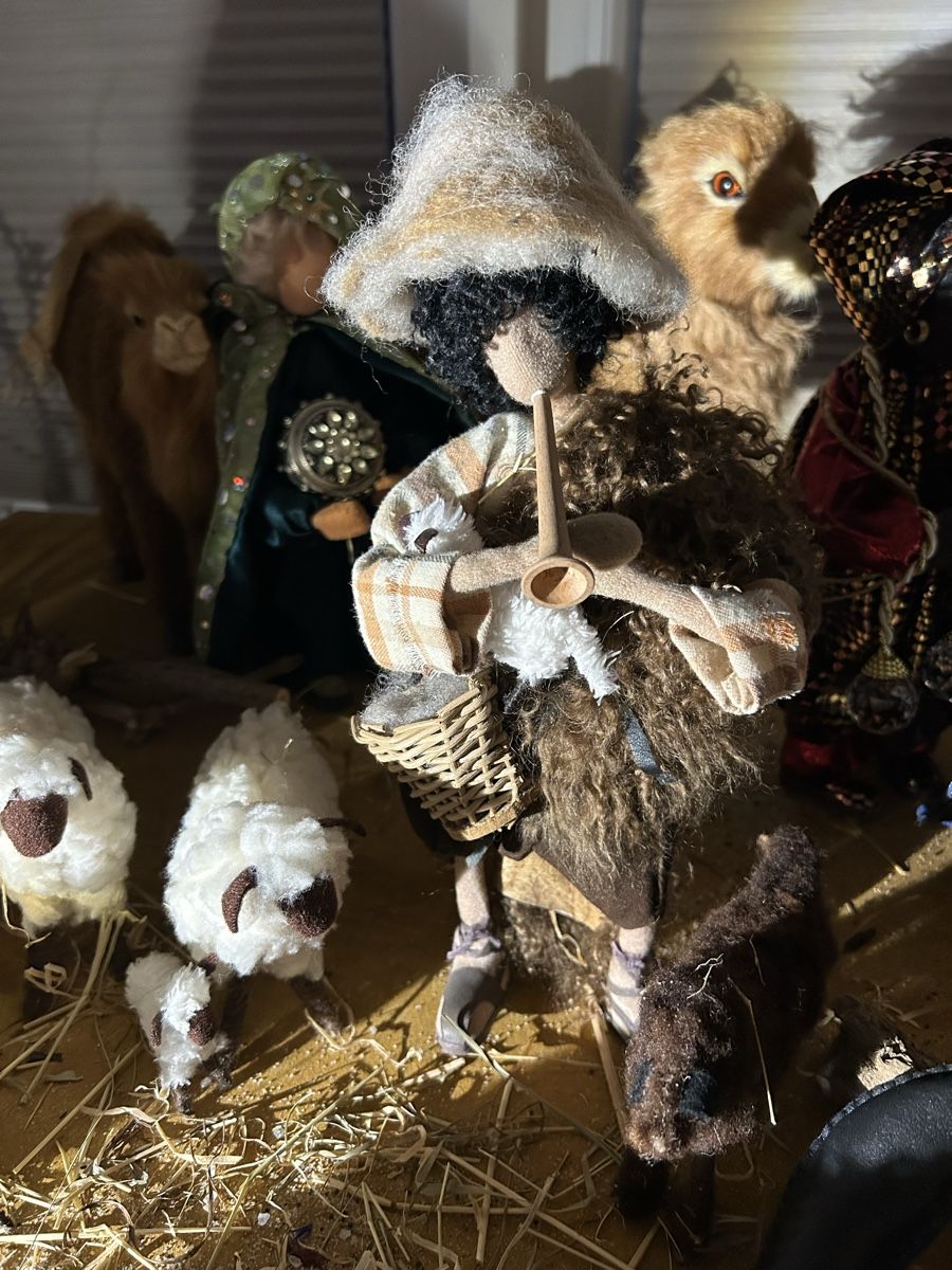 Tutte le decorazioni: Krippe mit sehr vielen Figuren – Usato da Niederhasli venduto da betscharten 4