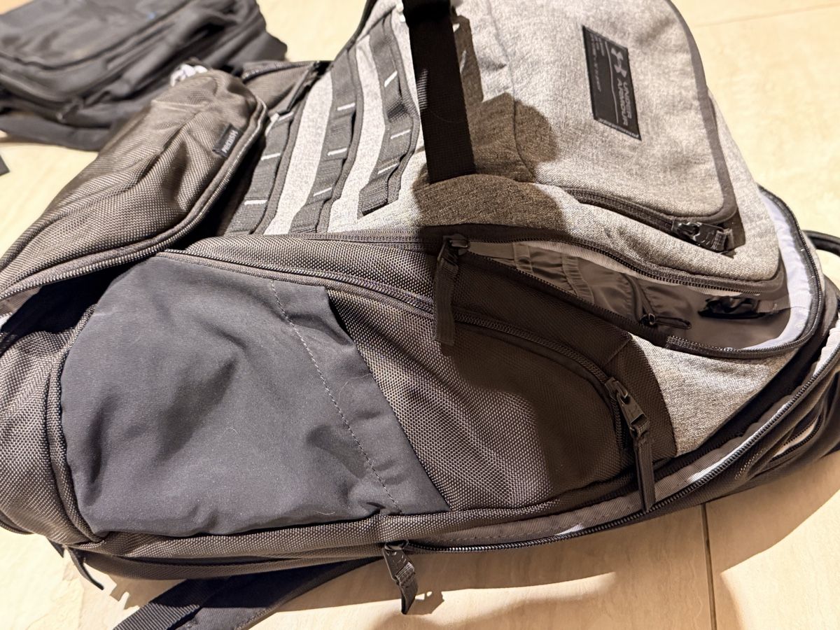 Under Armour Rucksäcke: Under Armour Storm Recruit Backpack - Grey and Black – Gebraucht aus Paradiso von Ixaya.studio 8