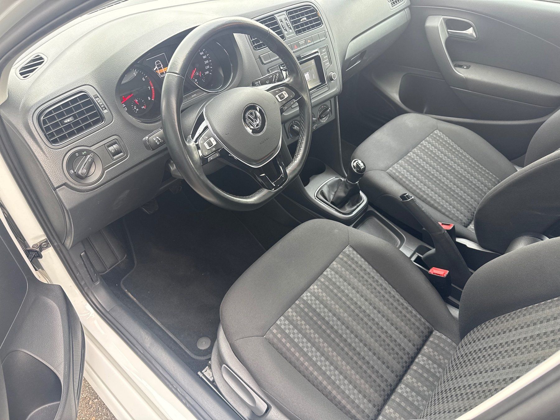 VW Autos: VW Polo/1.0MPI/Handschaltung/Frontantrieb – Gebraucht aus Wittenbach von rommel33 6